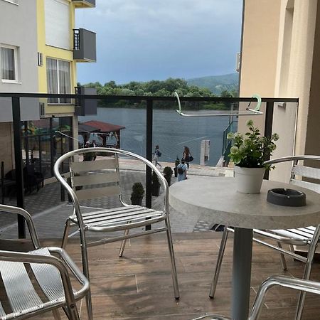 Apartamento Imperial Veliko Gradište Exterior foto