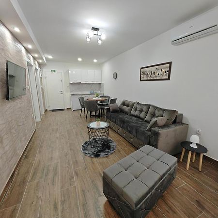 Apartamento Imperial Veliko Gradište Exterior foto