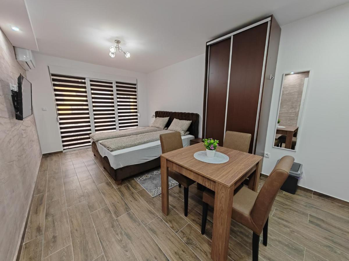 Apartamento Imperial Veliko Gradište Exterior foto