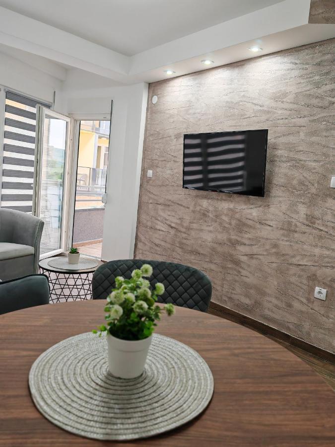 Apartamento Imperial Veliko Gradište Exterior foto